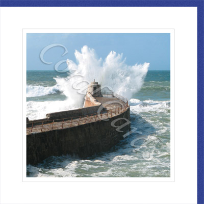 Smashing waves! - Richard Thorpe